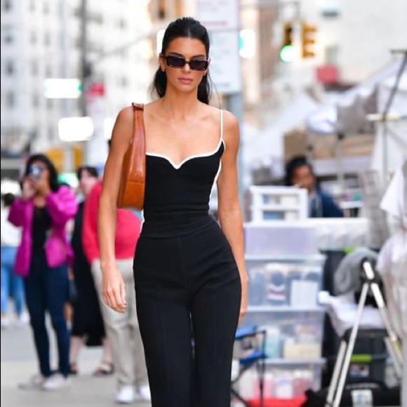 Tops - Kendall Jenner black top&pant set! 🖤